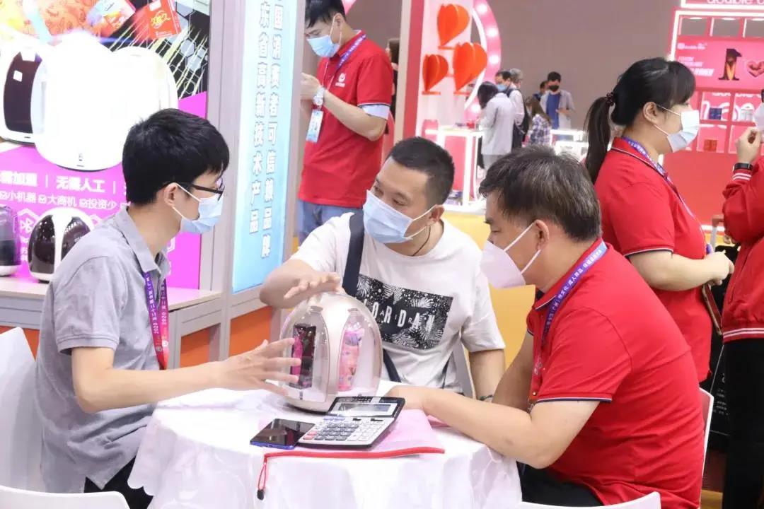 互聯(lián)網(wǎng)+新零售“全新商業(yè)模式,酒店智能無人售貨機(圖4) 互聯(lián)網(wǎng)+新零售“全新商業(yè)模式,酒店智能無人售貨機(圖4)